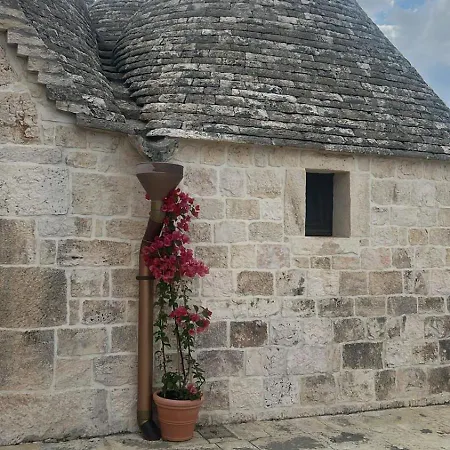 I Trulli Di Nonna Cosima Bed & Breakfast *